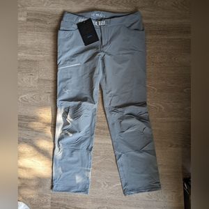 New Arcteryx women pants sz 10